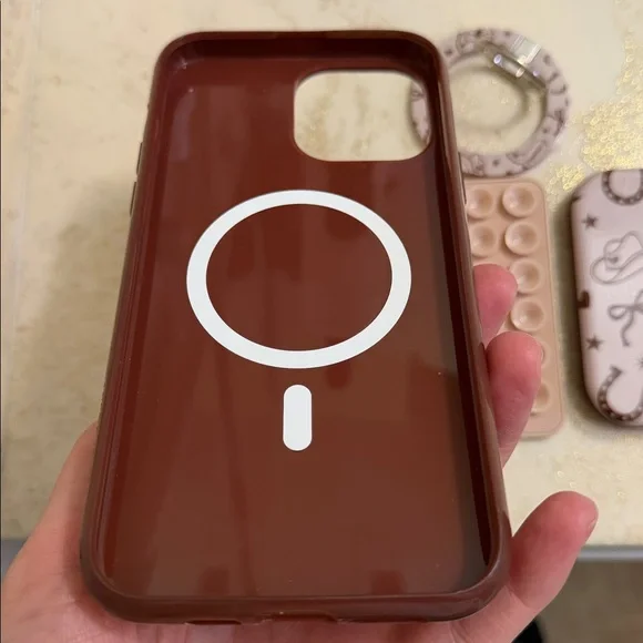 Velvet Caviar iPhone 13 Pro Max bundle - Picture 4 of 9